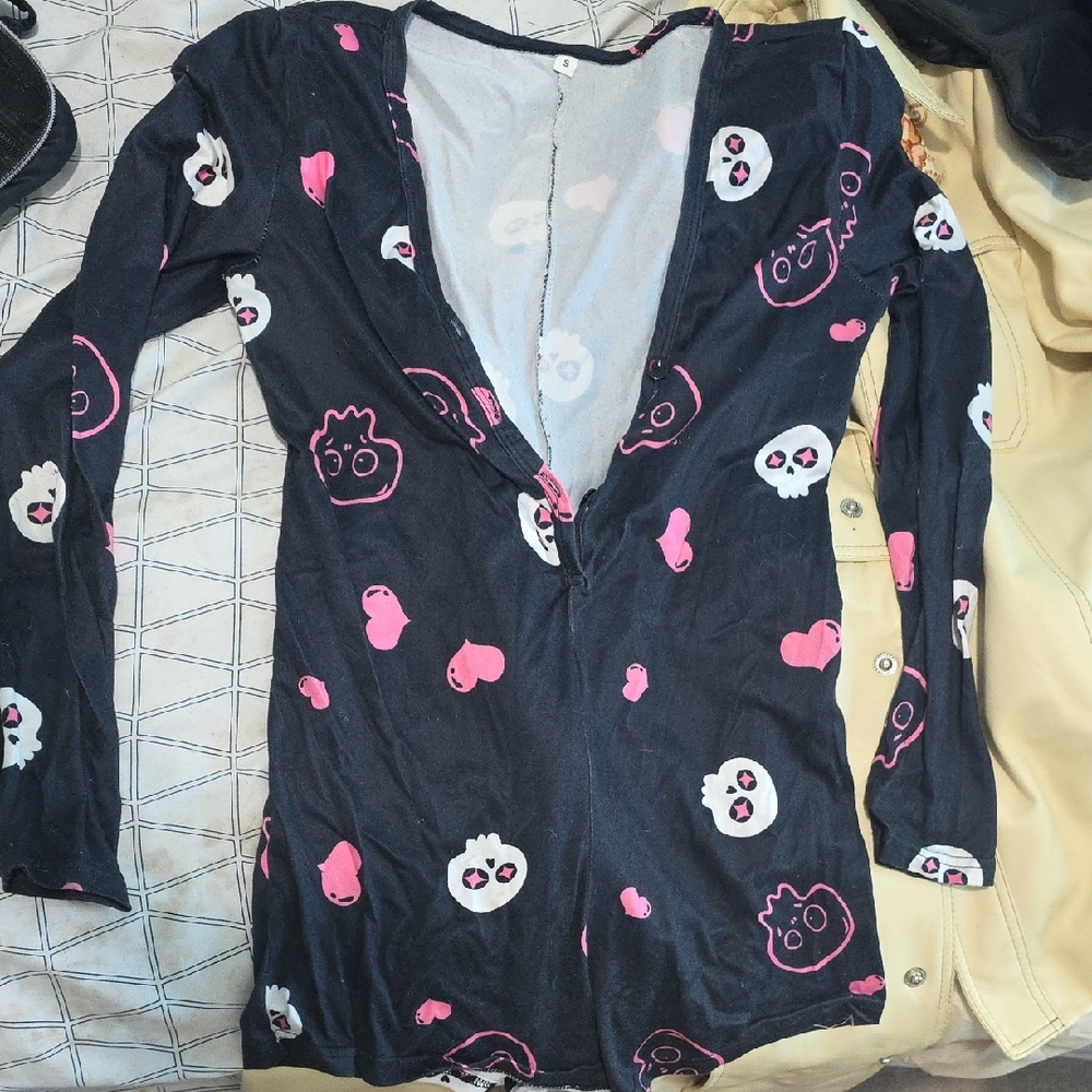 SHEIN Black Pajama with Pink and White Cartoon Print